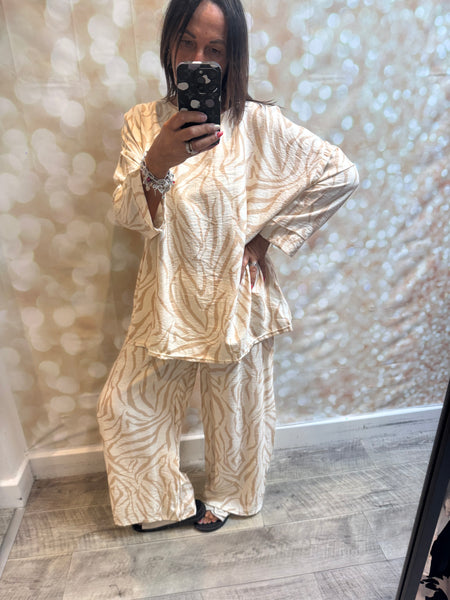 2 Piece Zebra Trouser / Tunic  set