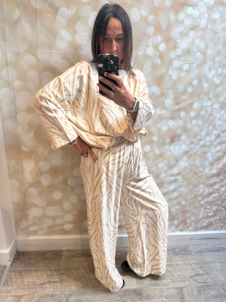2 Piece Zebra Trouser / Tunic  set