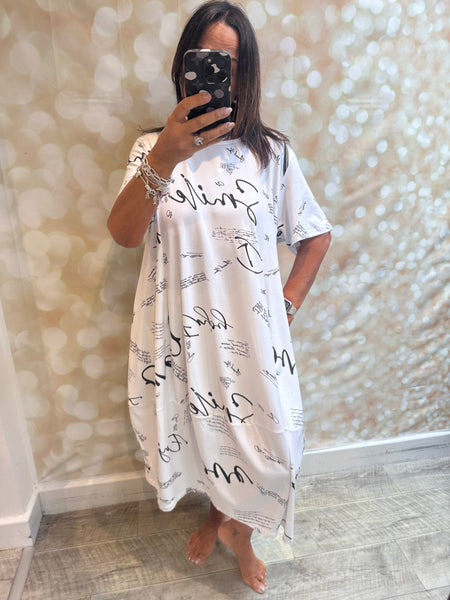 ID Calligraphy Monchrome Dress